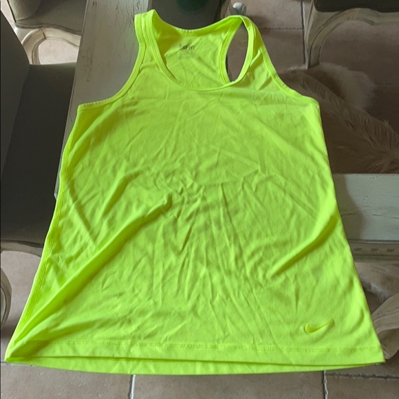 Nike Dri-Fit Tank Top (Size Medium) - Picture 1 of 3